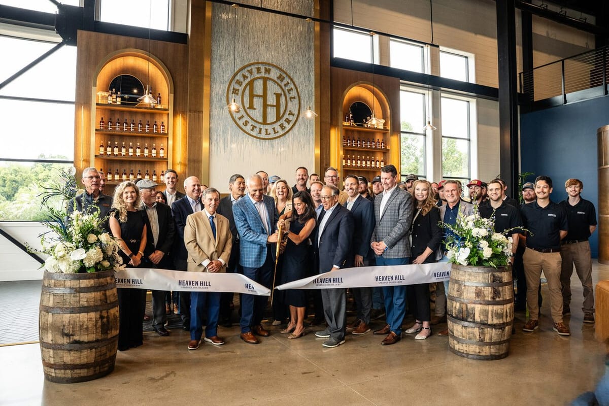 Heaven Hill opens $200 million Springs Distillery in Bardstown Post feature image