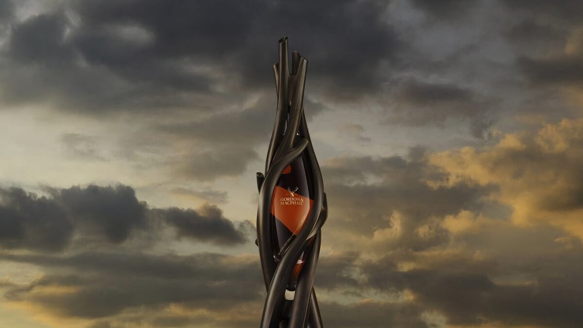 Gordon & MacPhail unveils architect-designed decanter for 85-year-old whisky Post feature image
