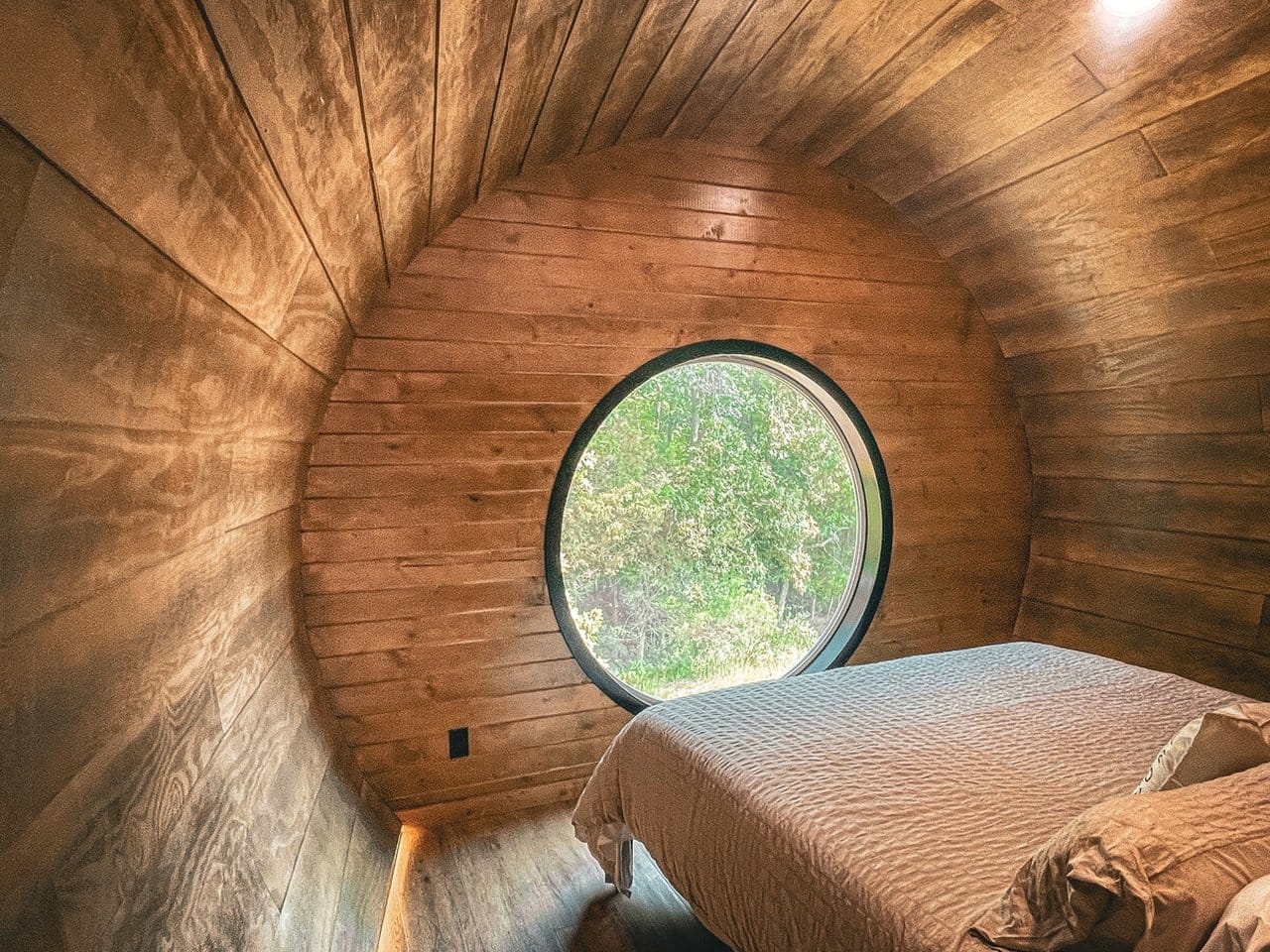 Kentucky resort launches unique bourbon barrel-shaped lodging cabins Post image