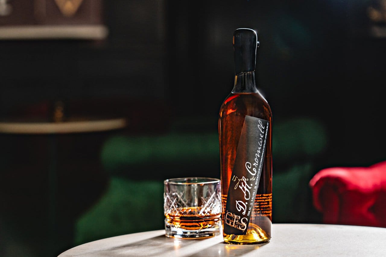 Old Commonwealth revives legendary D.H. Cromwell 15 Year Bourbon Post image