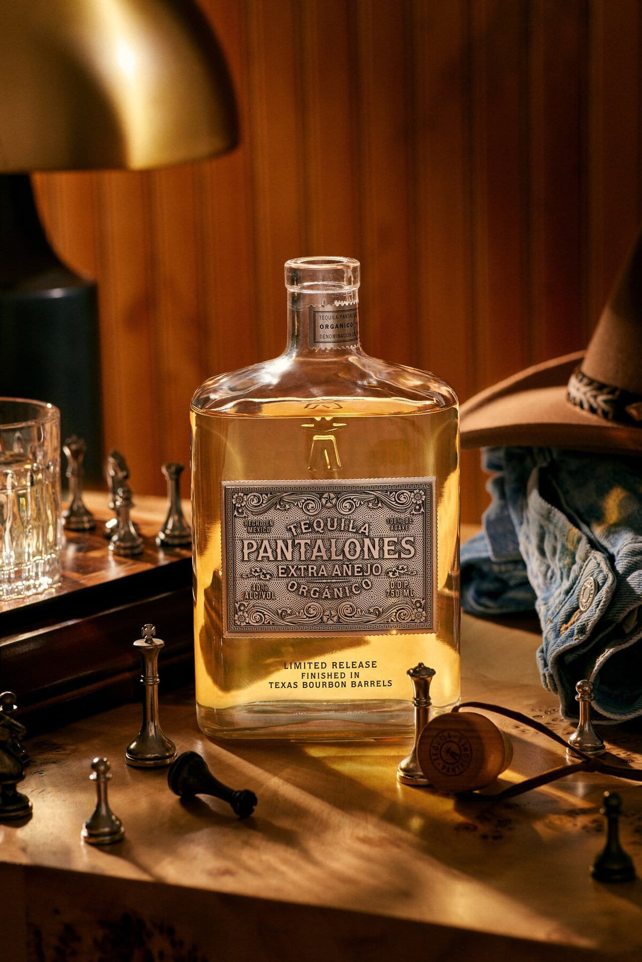 Pantalones launches bourbon barrel-finished organic extra añejo tequila Post image